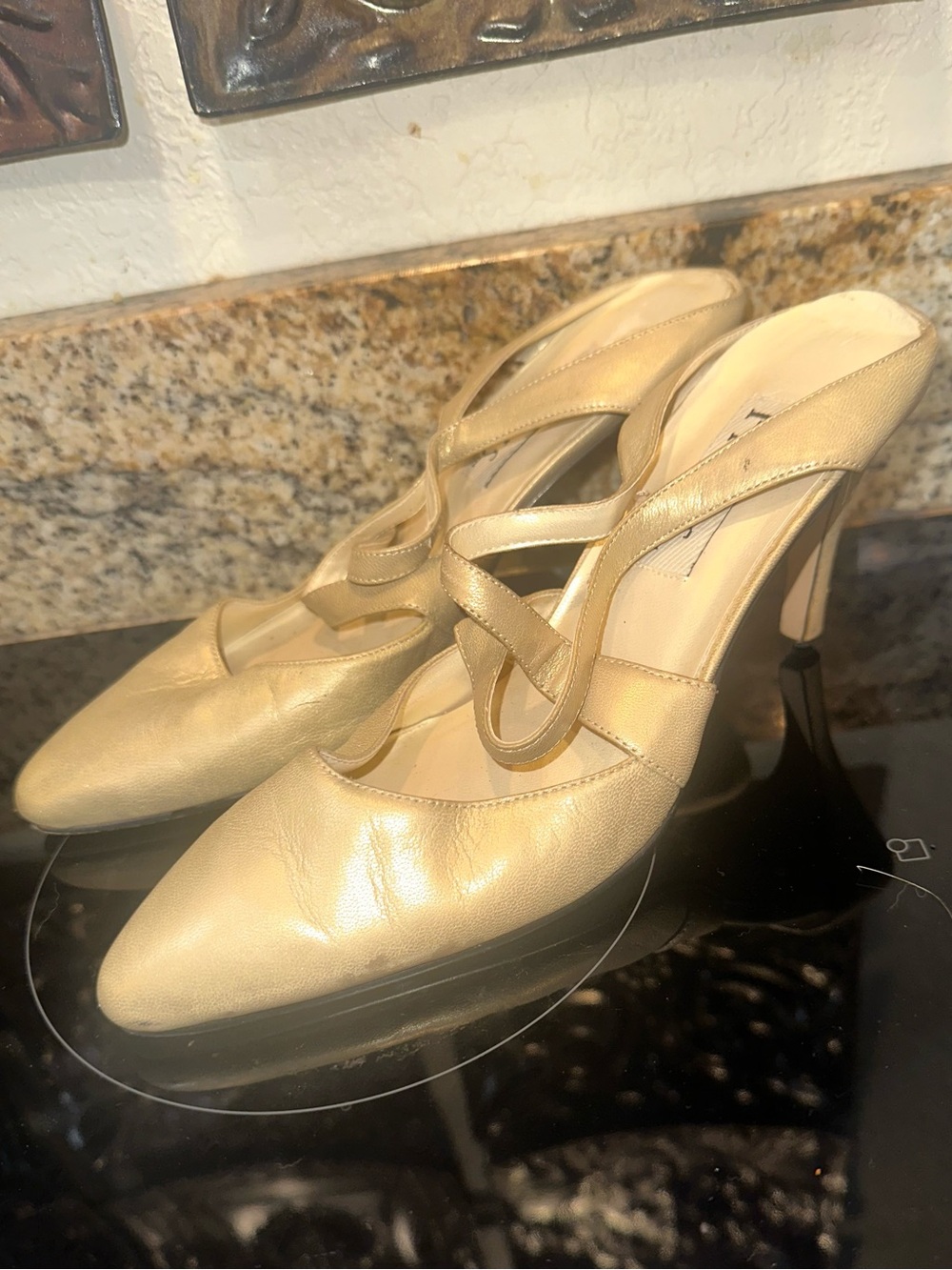 Précis Size 6 Gold Vintage Pointed Toe Ballet Style Strap Kitten Strap Heels